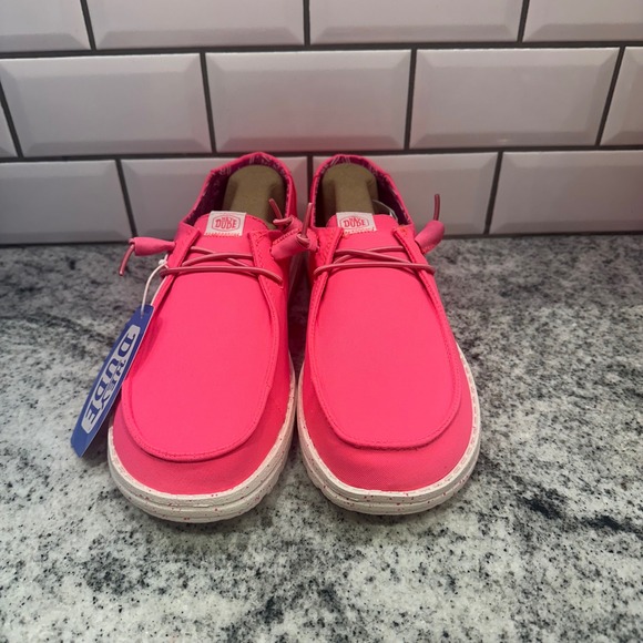 Hey Dude Wendy Stretch Canvas Neon Pink Slip On Shoes Women's W11 - Picture 2 of 8